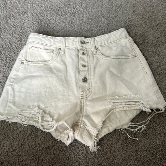 Target size 4 Jean shorts - Picture 1 of 2